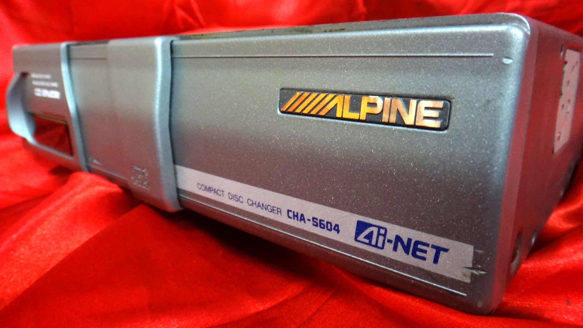 日本ALPINE CD換片箱